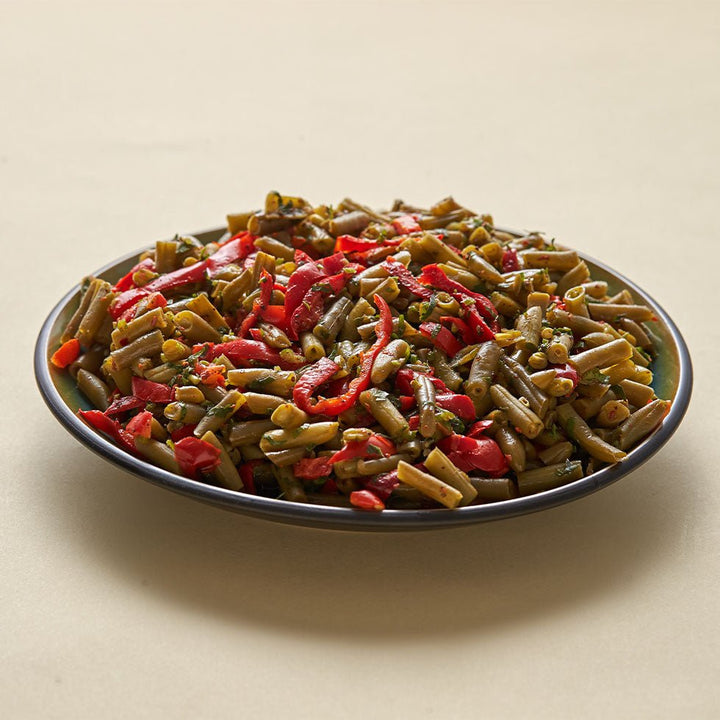 Bønnesalat med grønne bønner, peberfrugt og persille-Mad_ud_af_huset-madudefra